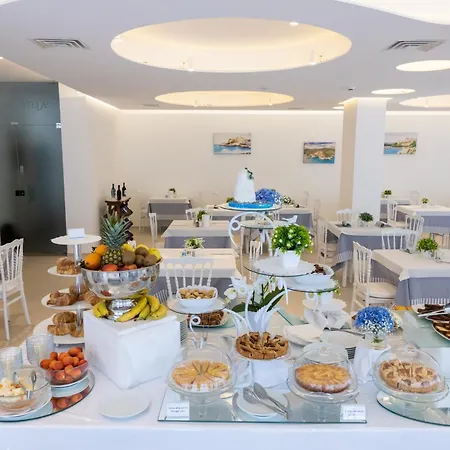 Hotel Cristalda Hotel 3*