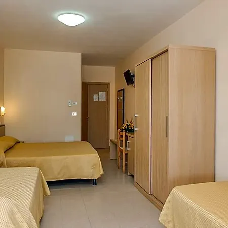 Cristalda Hotel