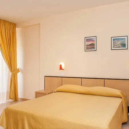 Ξενοδοχείο Cristalda Βιέστε