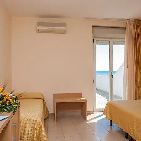 Cristalda Hotel
