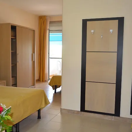 Cristalda Hotel