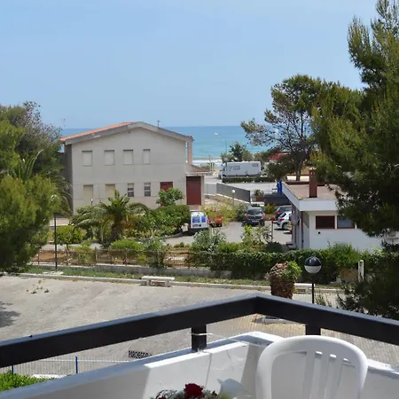Ξενοδοχείο Cristalda 3*