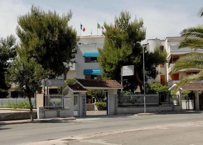 Cristalda Hotel